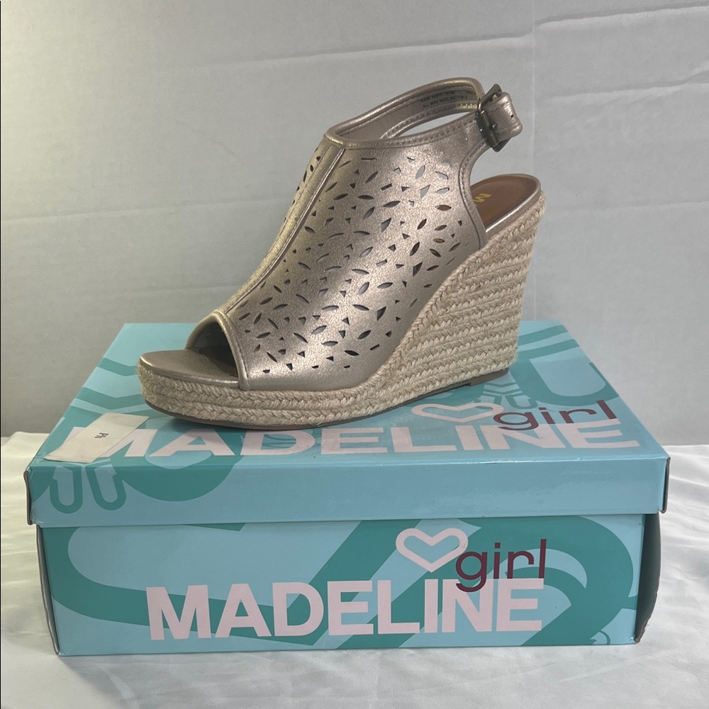 Madeline Metallic Wedge Sandals Size‎ 9.5 M Champagne Color New with Box